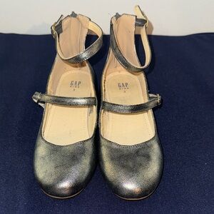 GAP Kids Metallic Mary Jane Dress Shoes